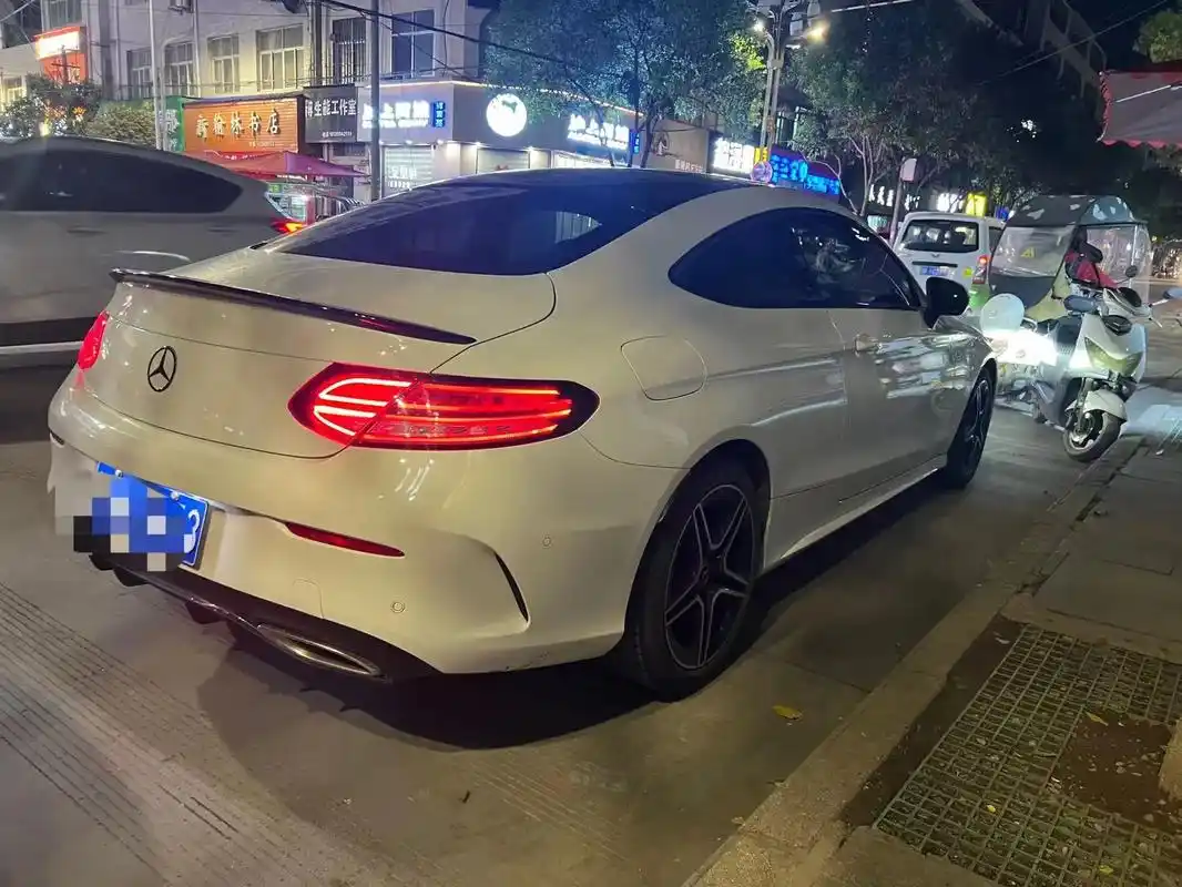 奔驰c260轿跑.最新收购:2021年上户奔驰c260轿跑车 - 抖音
