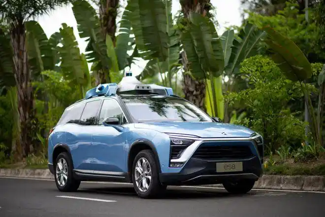 蓝皮书中国智能汽车科技强国之路蔚来的智能电动车一