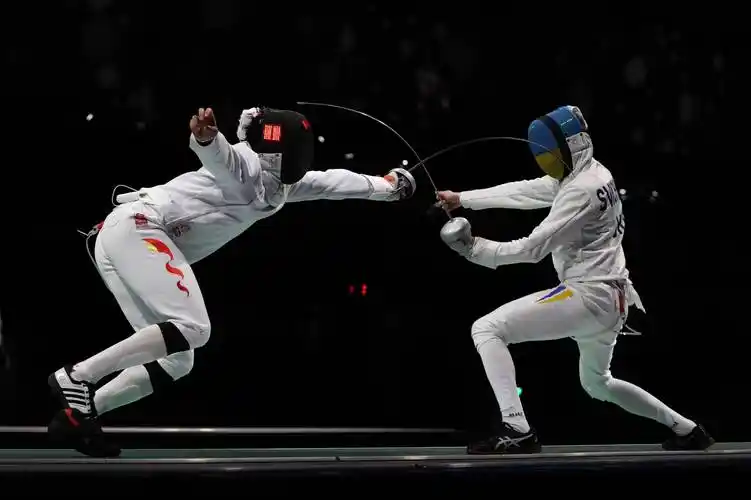 段元诚击剑高手的荣誉之路_剑术_比赛_对手