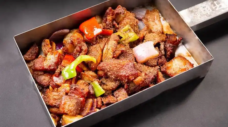 老青岛戳子肉本帮菜麦岛旗舰店