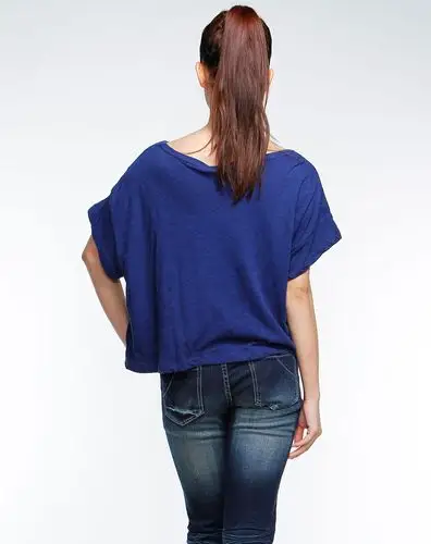 藏青色宽松休闲短袖短t恤