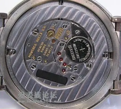 大家说说为什么石英机芯中要嵌红宝石