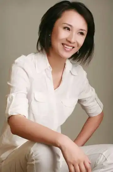 主持人张斌被曝百角恋,不固定情人400多,表面一套背后一套