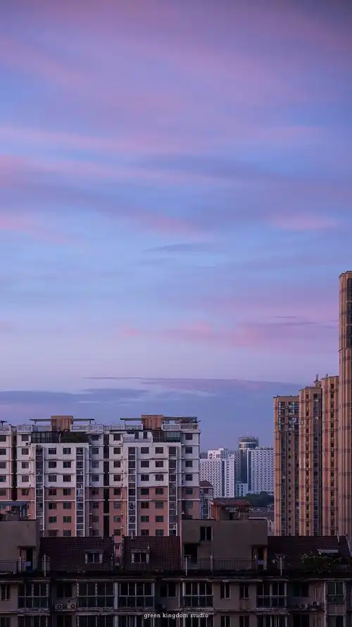 清晨六点的窗外