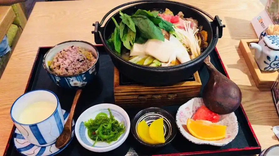 一人食寿喜锅套餐,一个人的小火锅