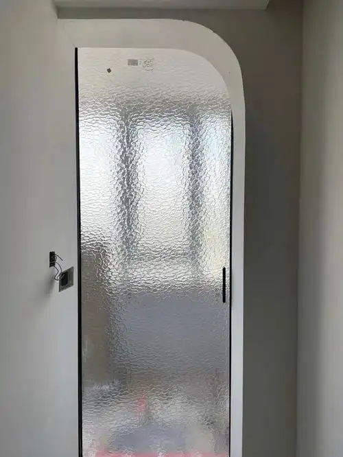 玻璃门还得是水波纹好好看