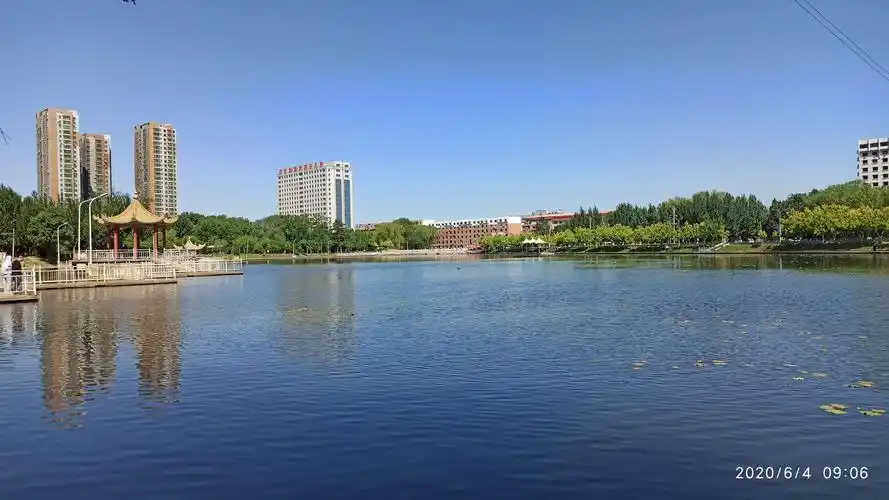 苏家屯,老百姓休闲,娱乐,运动的美丽公园.