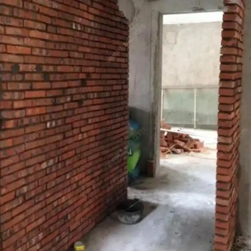 12墙,18墙,24墙的区别和砌砖方式 如图,12墙是室内最常用的砌墙方式