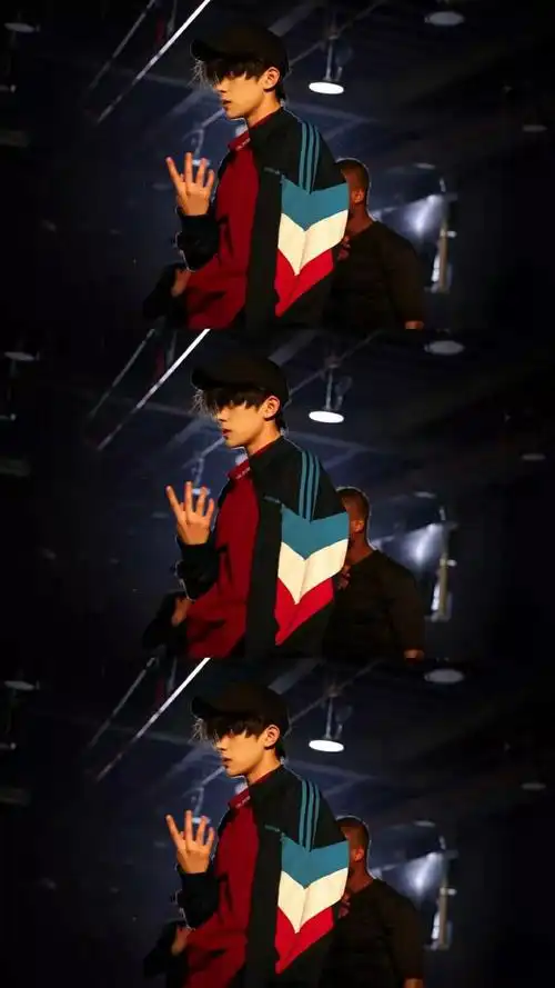 易烊千玺三层壁纸噢噢