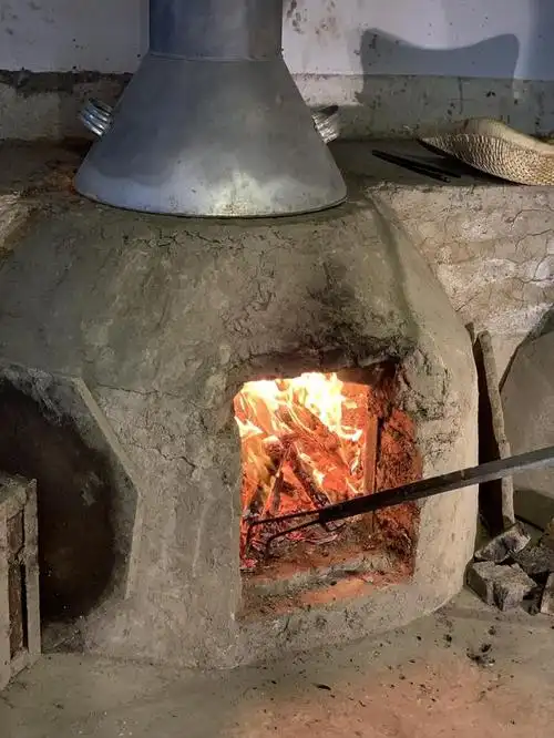 10人餐只要388元就能吃到抖音网红美食范家屯第一土窑烧公鸡