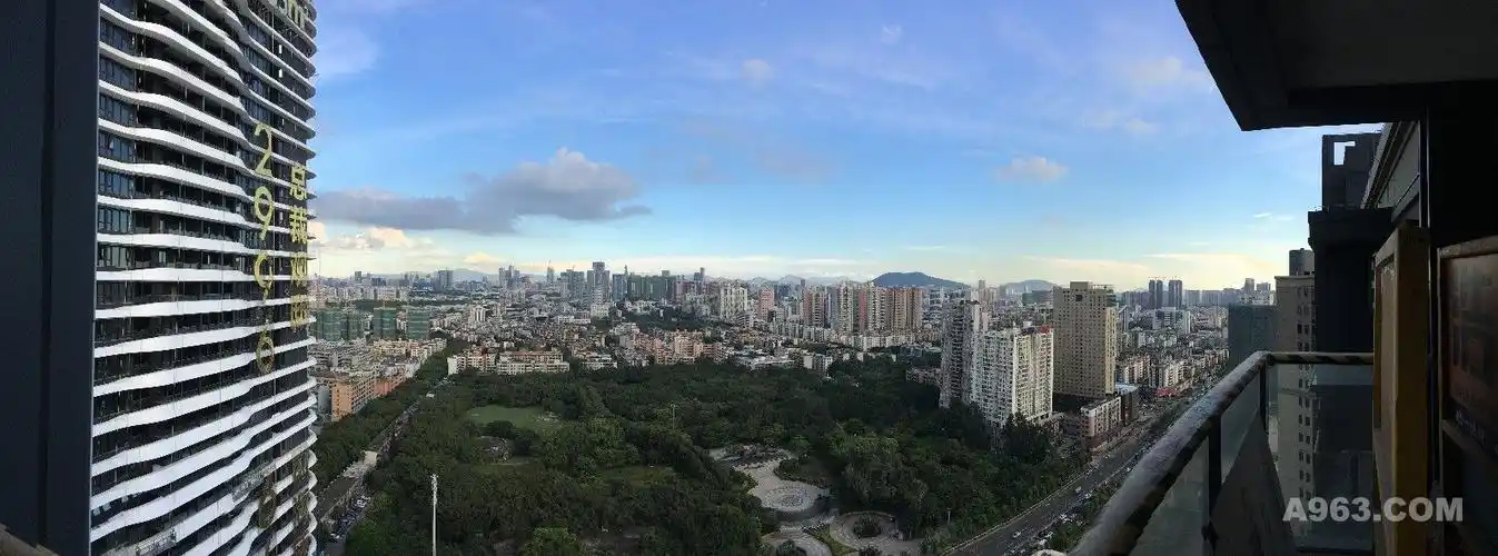 深圳宝安中洲中央公园二期楼王装饰设计说明