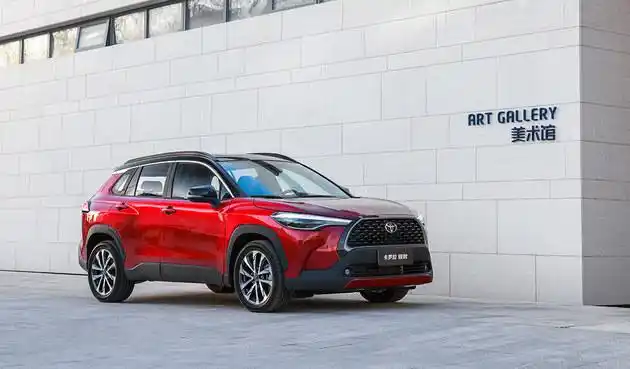 丰田卡罗拉锐放预售13万起全新紧凑型suv