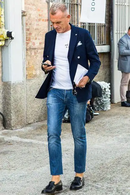 牛仔裤和皮鞋这样搭配,太绝了