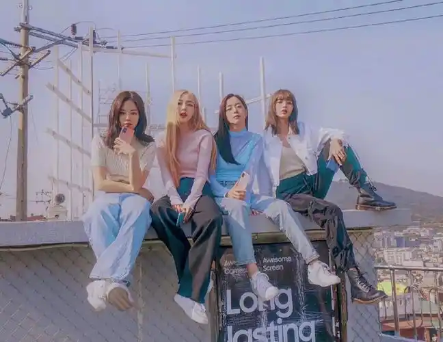 背景图:blackpink粉墨