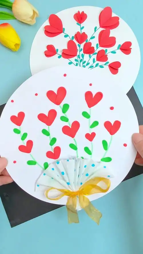 适合幼儿园小朋友做的母亲节手工《爱心花束》来了,替孩子收藏了