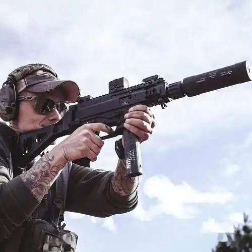 战术范儿是火器酷的分身 为防止失联麻烦您关注一下返回搜狐,查看更多