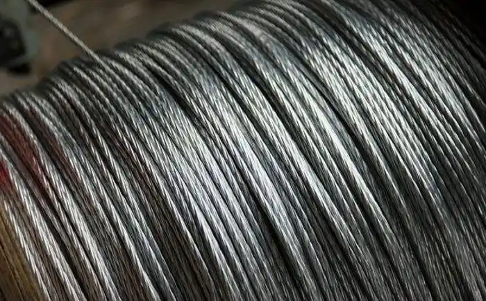 对单丝涂覆钢绞线和填充环氧钢绞线各取10根试样,进行破断拉力试验