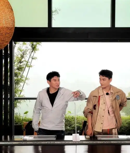 最新路透吴奇隆林峯到平和了