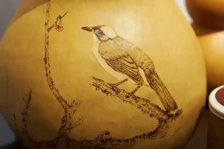 姚氏葫芦烙画弘扬传统手艺传承非遗绝学