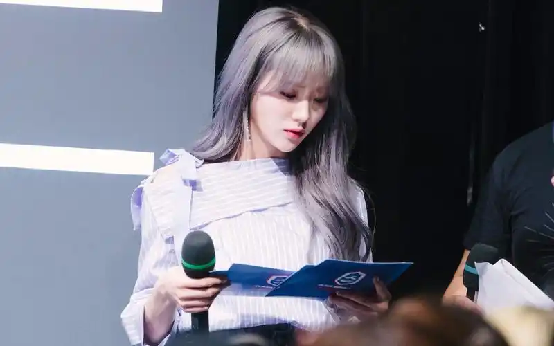 【宇宙少女luda】180428 宇宙少女(wjsn)皇室战争league asia mc luda