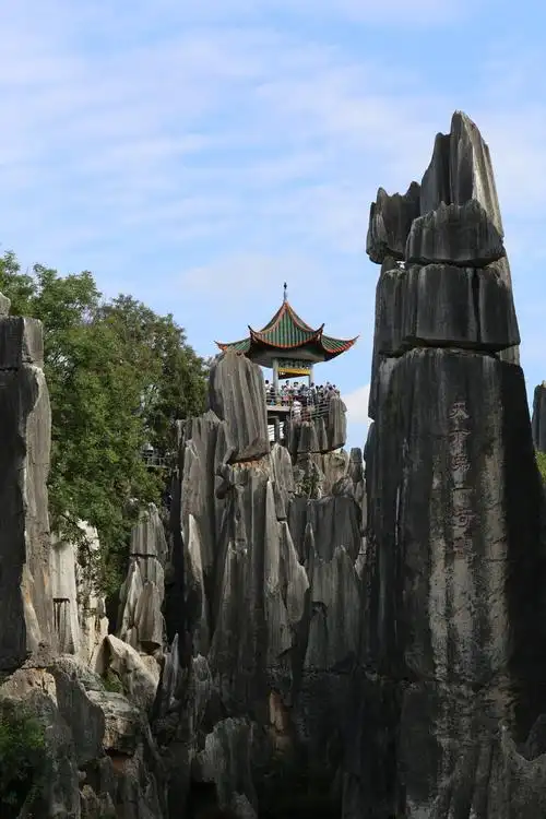 一组石林61云南省昆明市石林彝族自治县哪一张是阿诗玛石峰