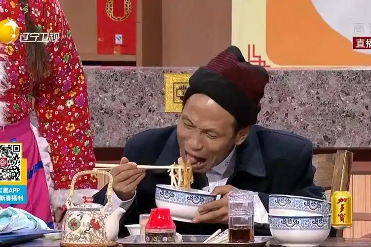宋小宝吃面经典小品,看一次笑一次,生活的调味剂