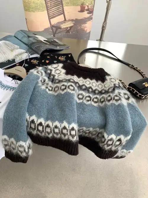 ootdceline2022春夏本年度最佳复古毛衣