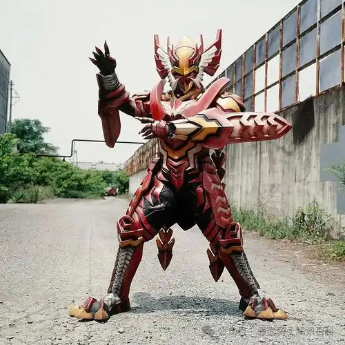 假面骑士龙骑镜怪物大百科金凤雷霆侍奉神崎士郎的镜怪兽