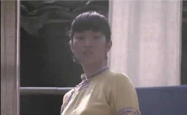 女皇巩俐的红毯史,就是中国电影的沉浮史?_旗袍_女人