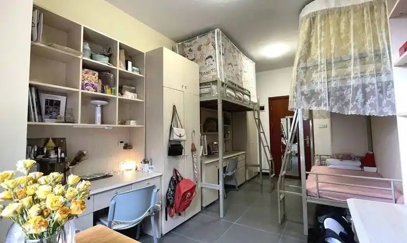 北京师范大学-香港浸会大学联合国际学院宿舍条件怎么样,有空调吗(含