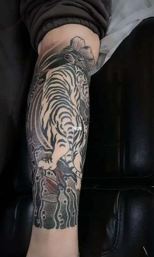 西安纹身  #纹身  #西安  #包小腿纹身  #传统文化  #传统纹身