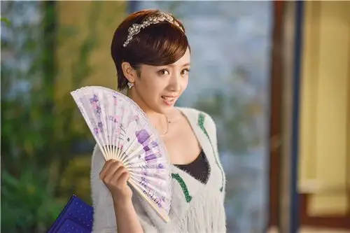 《向前一步是幸福》收官刘晓洁尽显都市独立女性魅力