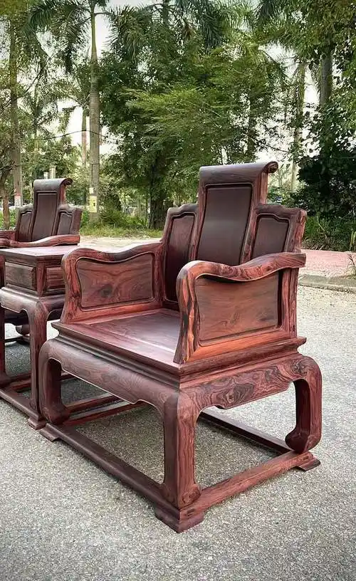 低价的红木家具比精品货更受欢迎_价格_品质_纹理