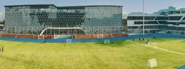 武汉爱莎外籍人员子女学校融合创造力培养学生的创新思维和解决问题的