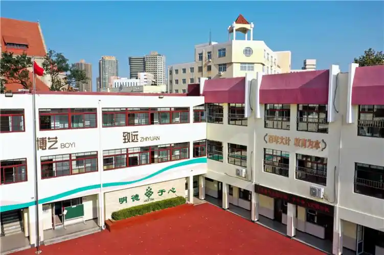 聚焦成长·品质校园 青岛徳县路小学:明德,砺学,博艺,致远