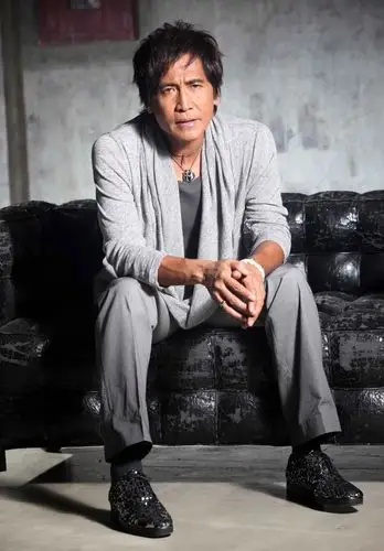 齐秦经纪公司工作室13138635111