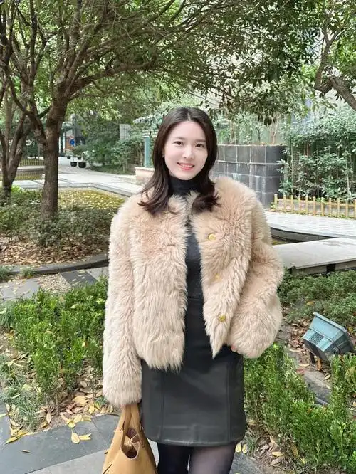 冬季这样穿搭更显气质,这几套上身后保暖又洋气,普通女生也适合