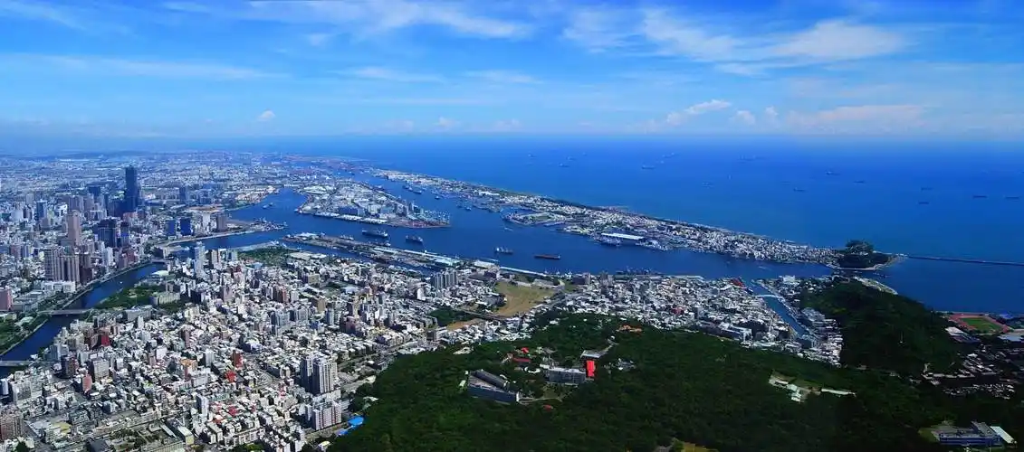 位于中国台湾省高雄市.