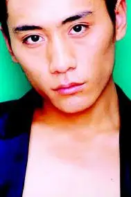 刘烨变流氓电视剧向天真的女生投降开拍