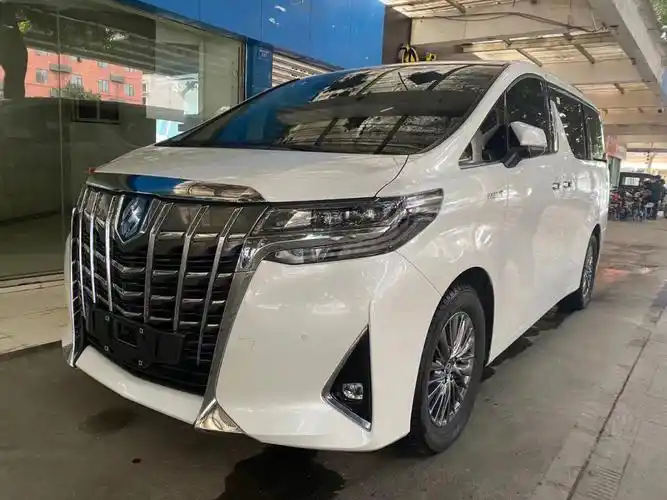 丰田埃尔法|保姆车|21年准新车