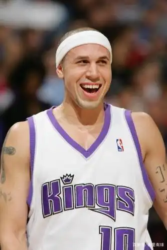 两位进攻端华丽的nba控卫 白巧克力和麦克毕比