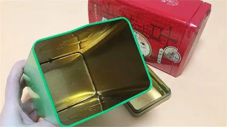 铁皮茶叶盒别急着扔掉,这样改造一下,学会受益终生