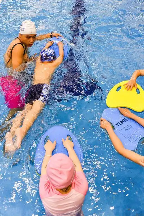 贵州桐梓游泳进课堂