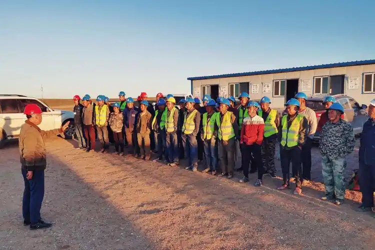 安全晨会警钟长鸣