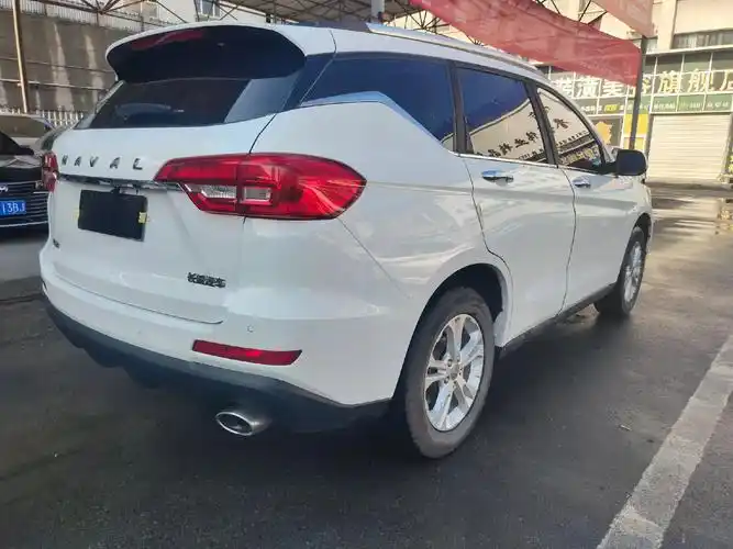 2017 年 11 月   哈弗 m6,1.5t 手动,安全 - 抖音