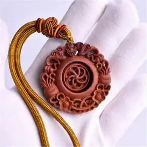 class=h>木雕 /span>牌配饰平安牌路路通车挂件转动