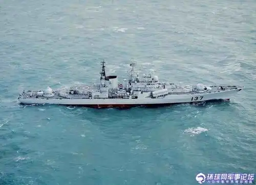 137号"福州"现代级驱逐舰