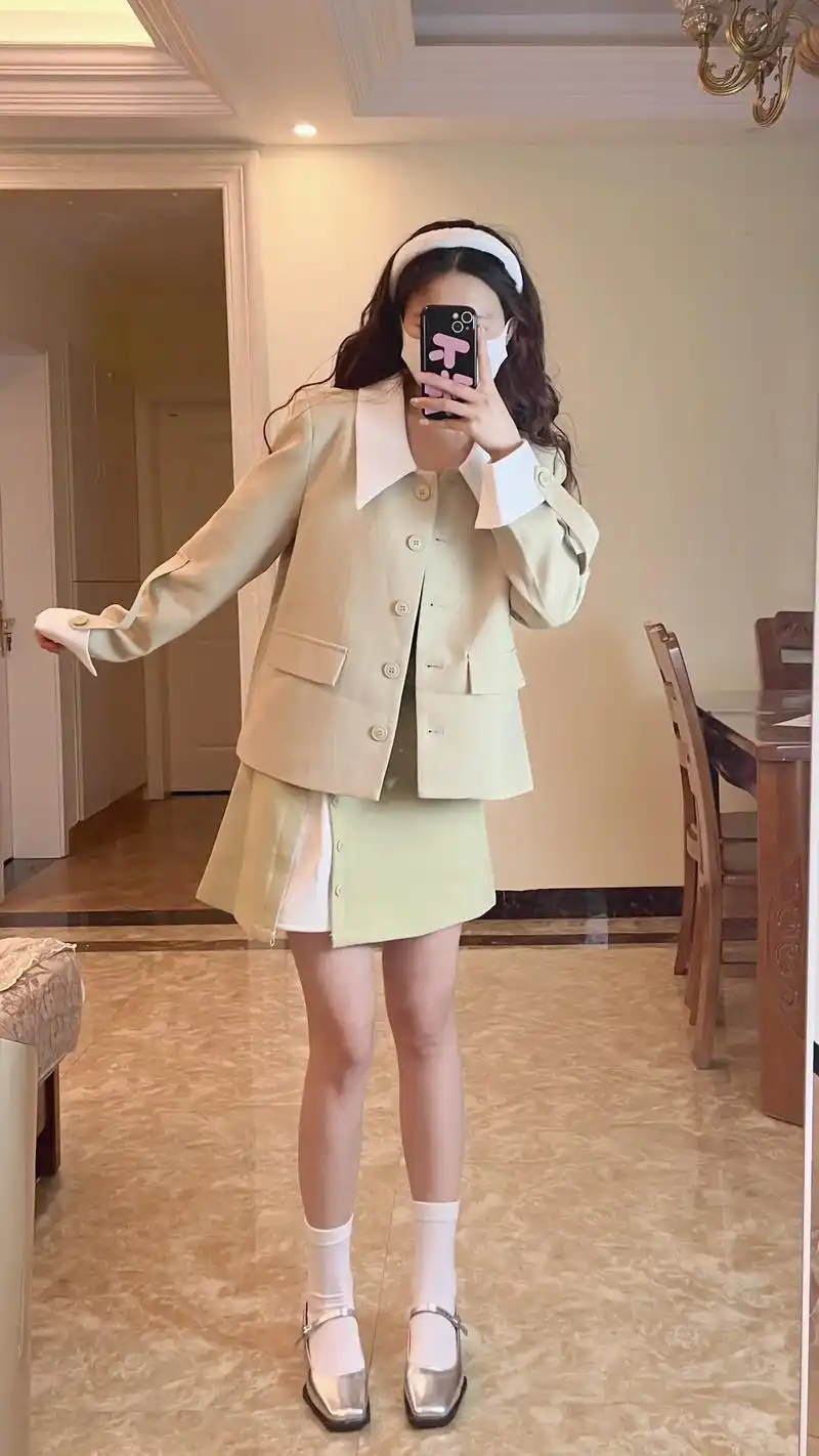 20230225早春的周末是牛油果绿