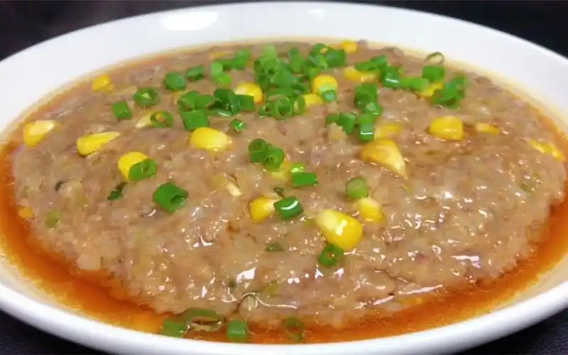 莲藕蒸肉饼好吃有诀窍,掌握这几步鲜嫩爽脆,老人和孩子都超爱吃