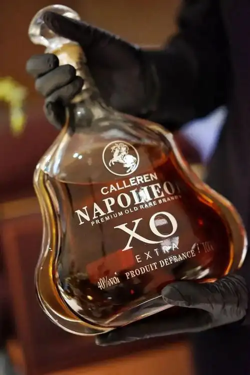 法国拿破仑白兰地xo199元享1l高档礼盒装送定制冰川杯和礼盒